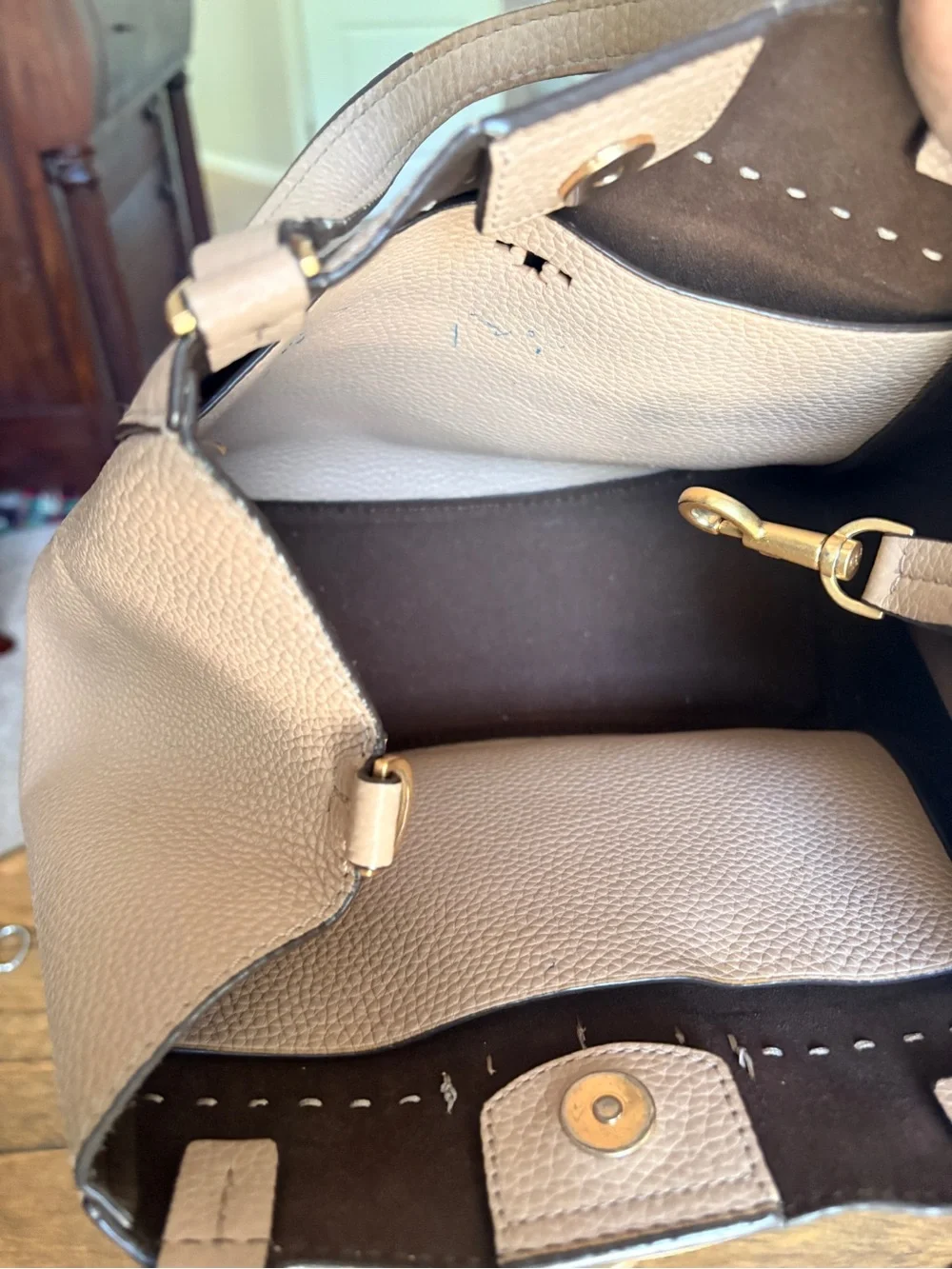 Tory Burch structured pebbled